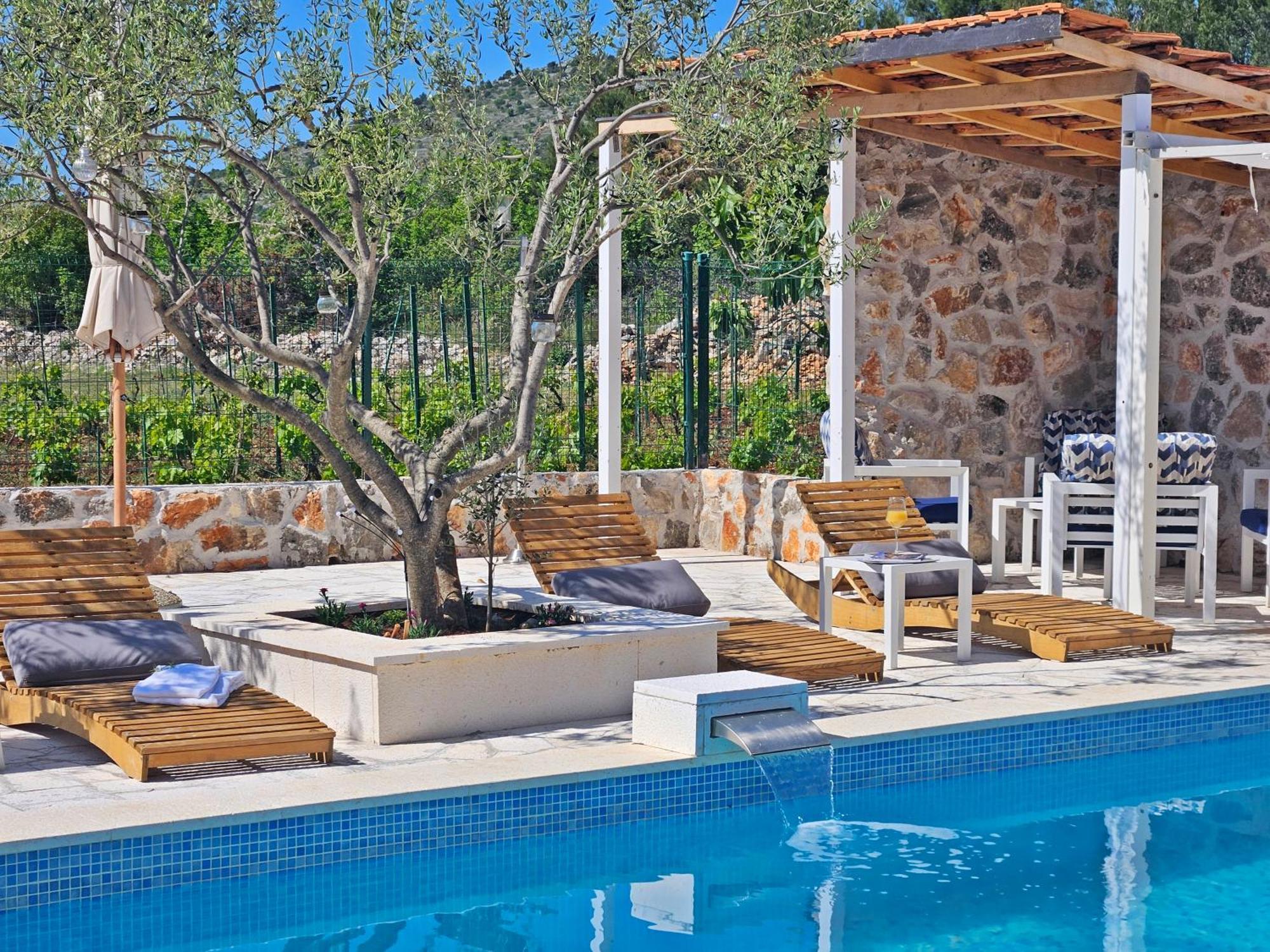 Flamingo - House With Private Pool Villa Gornji Seget Buitenkant foto